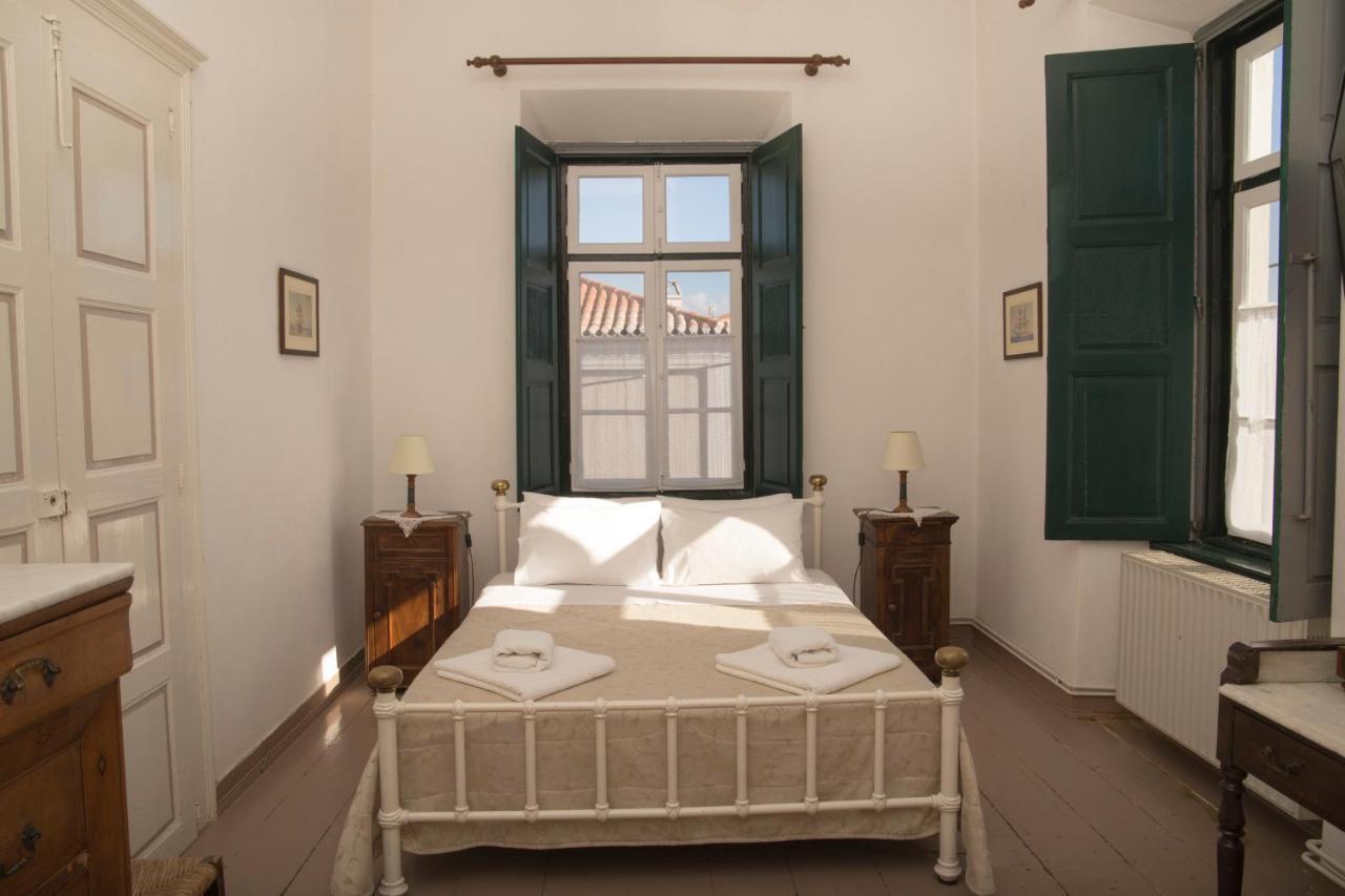 Вилла 1861 Mansion Spetses Экстерьер фото