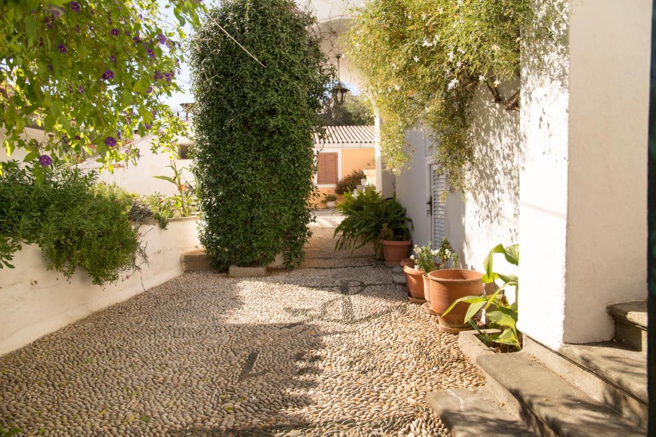 Вилла 1861 Mansion Spetses Экстерьер фото