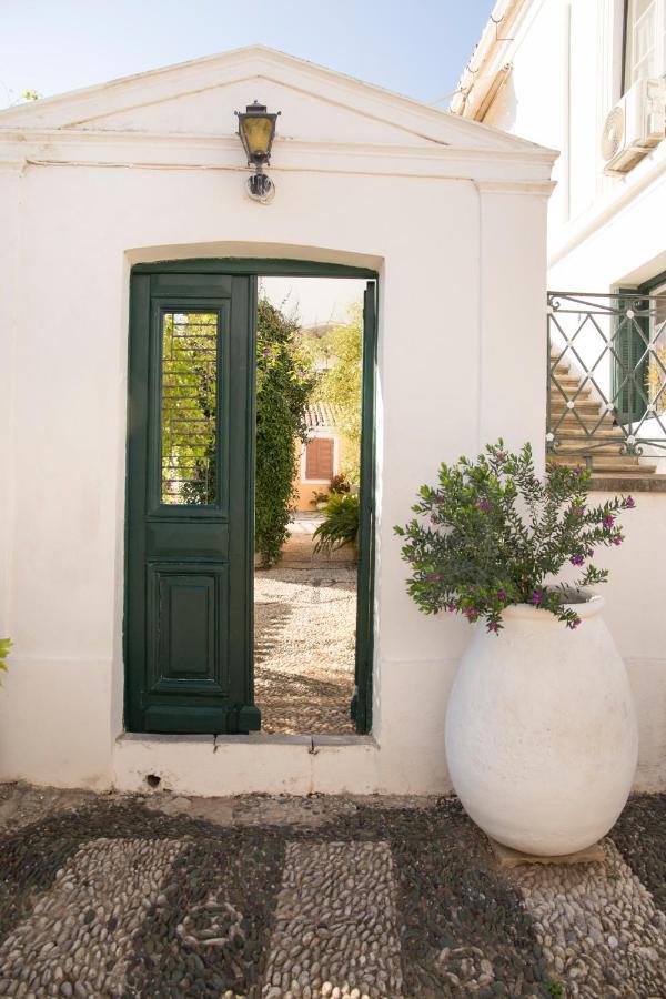 Вилла 1861 Mansion Spetses Экстерьер фото